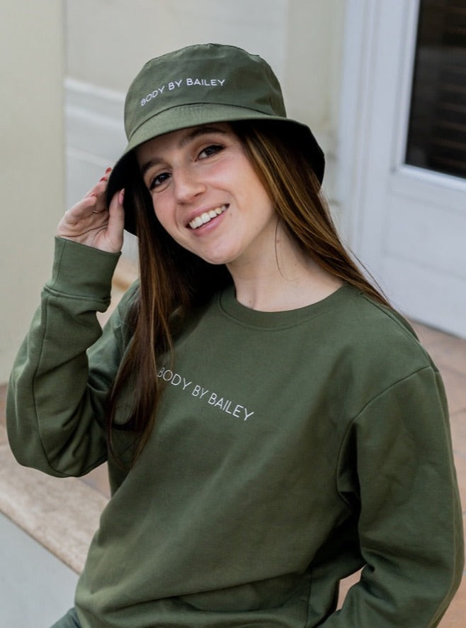 BBB Essential Crew Neck | Olive